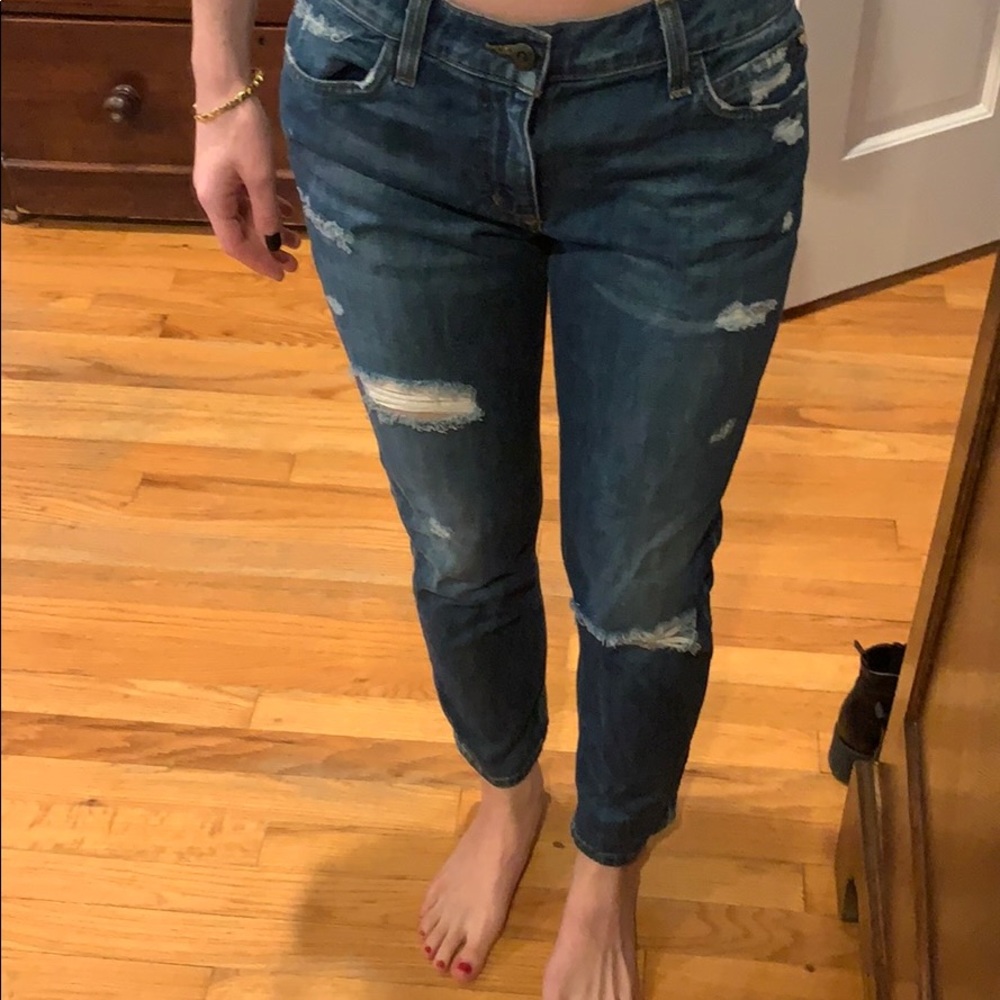 Joe’s jeans size 27. Ripped style